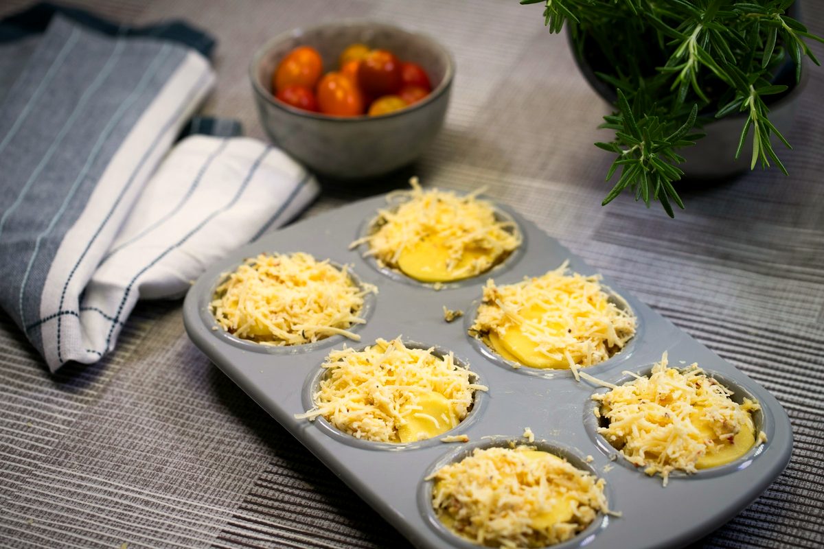 Bacon & Cheddar Egg Muffins
